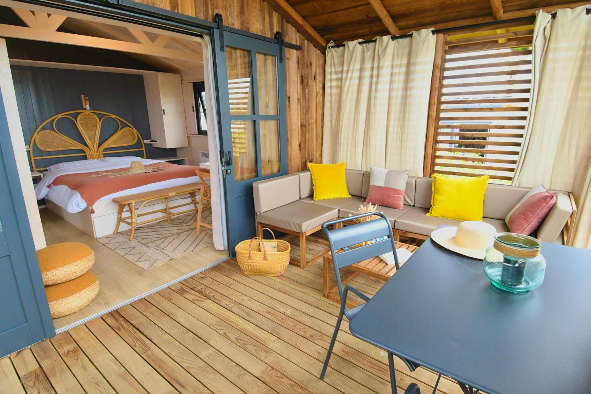 Camping De La Cote Des Legendes Brignogan-Plages Esterno foto