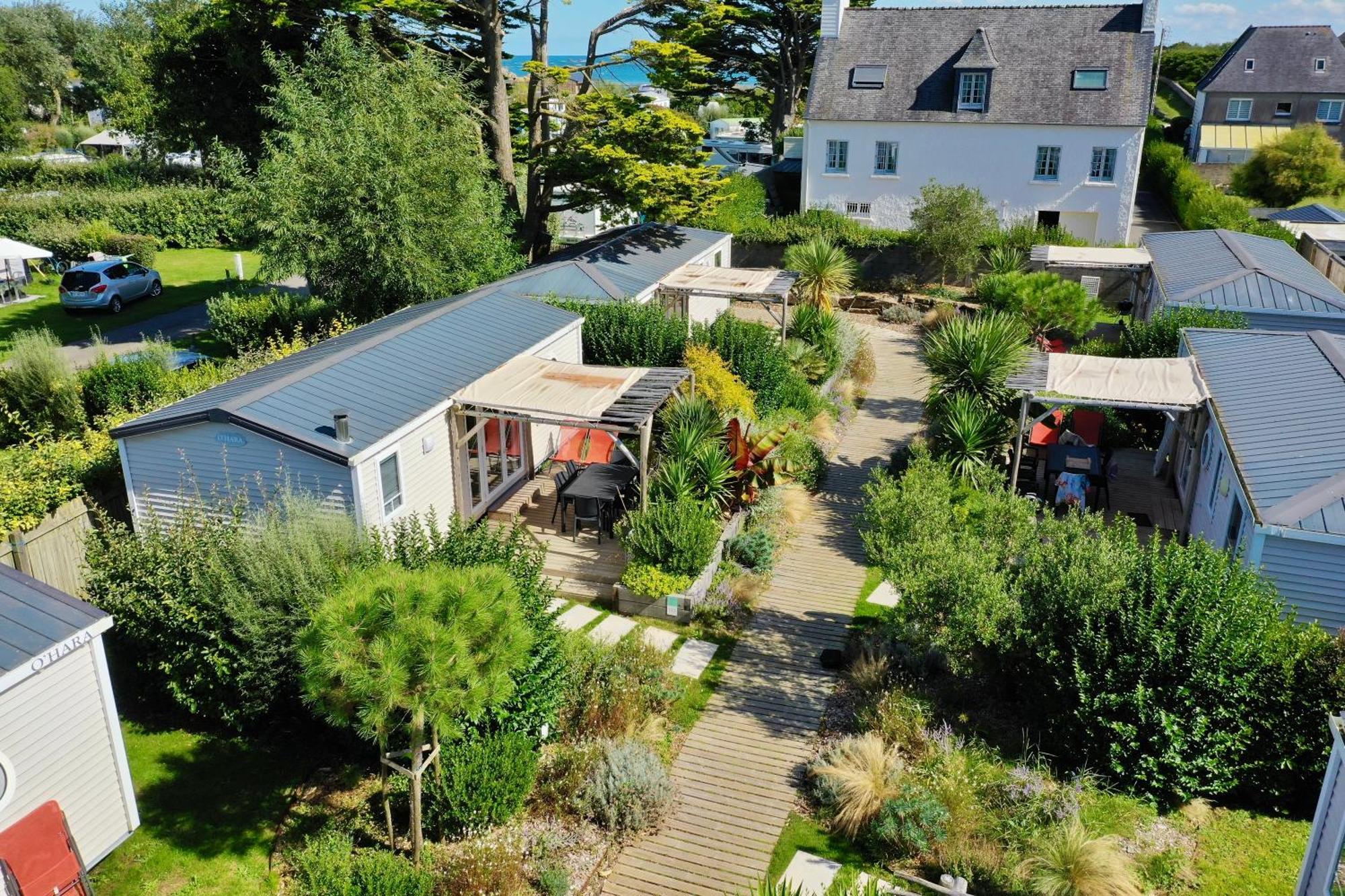 Camping De La Cote Des Legendes Brignogan-Plages Esterno foto